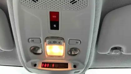 Photo 89 Peugeot 208  Electrique 50 kWh 136ch