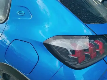 Photo 16 Peugeot 208  Electrique 50 kWh 136ch