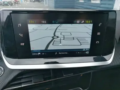 Photo 14 Peugeot 208  Electrique 50 kWh 136ch