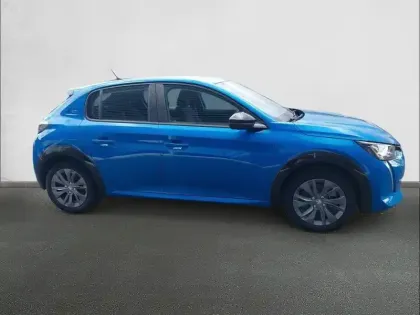 Photo 43 Peugeot 208  Electrique 50 kWh 136ch