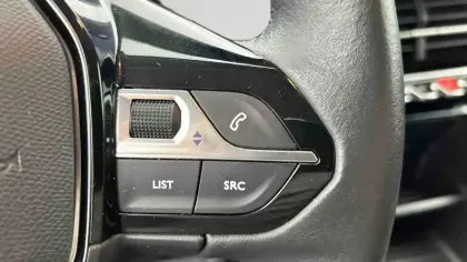 Photo 74 Peugeot 208  Electrique 50 kWh 136ch