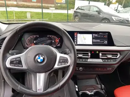 Photo 19 BMW Serie 1 118i 136 ch DKG7