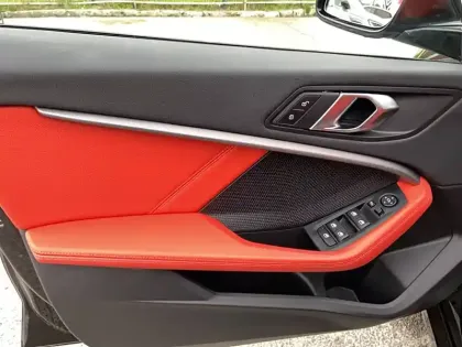 Photo 10 BMW Serie 1 118i 136 ch DKG7