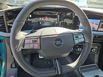 Photo 29 Opel Mokka  1.2 Turbo Hybrid 136 ch e-DCT6