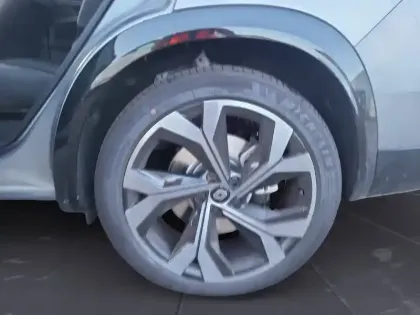 Photo 9 Renault Espace  E-Tech full hybrid 200 GSR2