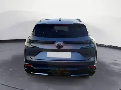 Photo 6 Renault Espace  E-Tech full hybrid 200 GSR2