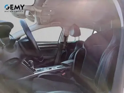 Photo 8 Renault Megane Mégane IV Berline Blue dCi 115 EDC