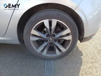 Photo 10 Renault Megane Mégane IV Berline Blue dCi 115 EDC