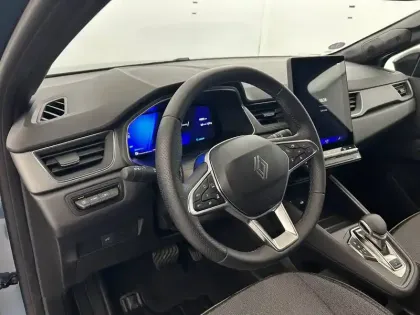 Photo 18 Renault Symbioz  E-Tech full hybrid 145