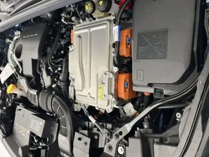 Photo 35 Renault Symbioz  E-Tech full hybrid 145