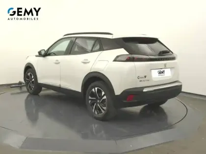 Photo 6 Peugeot 2008  Electrique 136 ch