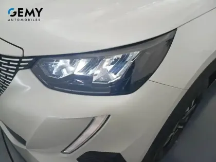 Photo 15 Peugeot 2008  Electrique 136 ch