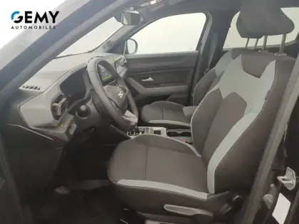 Photo 46 Dacia Duster  Hybrid 140