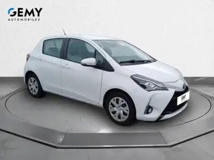 Photo 32 Toyota Yaris  Hybride Pro 100h