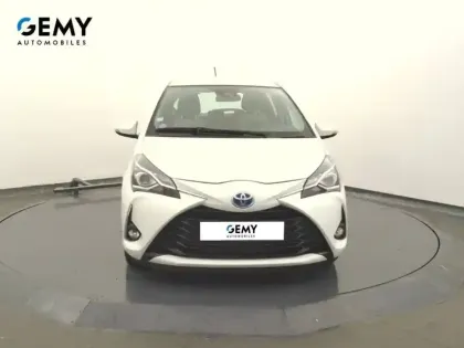Photo 46 Toyota Yaris  Hybride Pro 100h