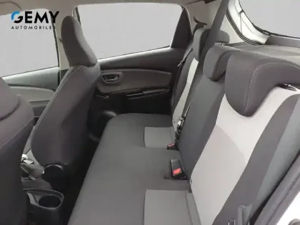 Photo 39 Toyota Yaris  Hybride Pro 100h