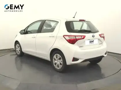 Photo 51 Toyota Yaris  Hybride Pro 100h