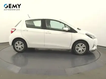 Photo 48 Toyota Yaris  Hybride Pro 100h