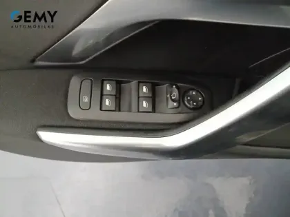 Photo 11 Peugeot 2008 Gén. I Ph2 Allure 5