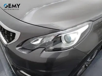 Photo 15 Peugeot 2008 Gén. I Ph2 Allure 5