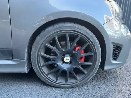 Photo 15 Abarth 500 595 1.4 Turbo 16V T-Jet 160 ch BVA5