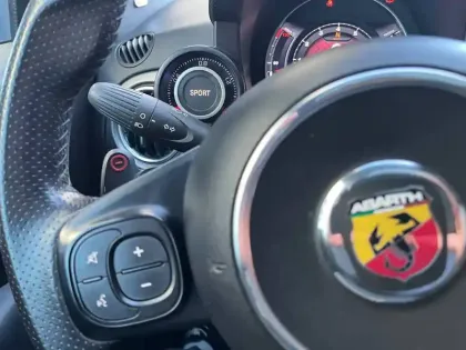 Photo 24 Abarth 500 595 1.4 Turbo 16V T-Jet 160 ch BVA5