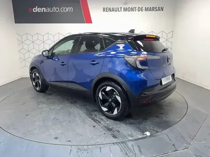 Photo 12 Renault Captur  E-Tech full hybrid 145 ch