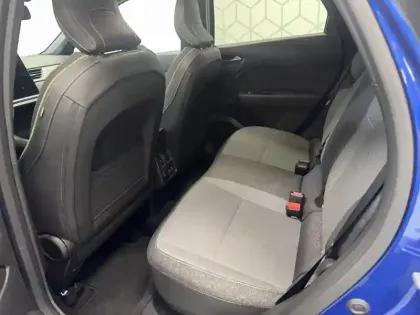 Photo 128 Renault Captur  E-Tech full hybrid 145 ch