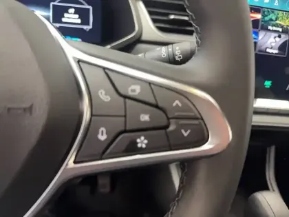 Photo 42 Renault Captur  E-Tech full hybrid 145 ch