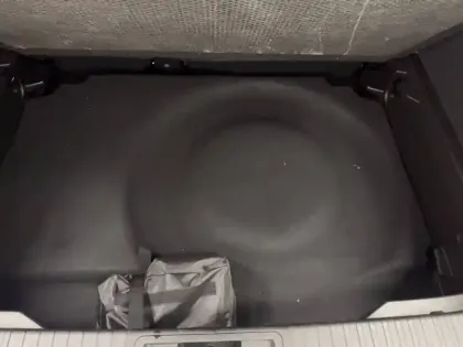 Photo 27 Renault Captur  E-Tech full hybrid 145 ch