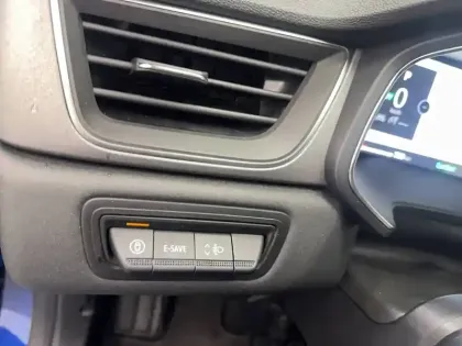 Photo 48 Renault Captur  E-Tech full hybrid 145 ch