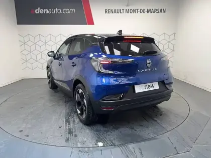 Photo 11 Renault Captur  E-Tech full hybrid 145 ch