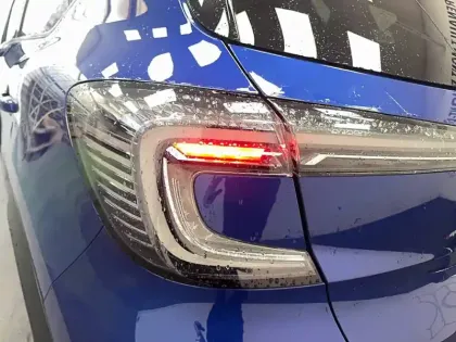 Photo 28 Renault Captur  E-Tech full hybrid 145 ch