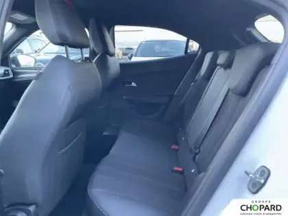 Photo 49 Opel Mokka  Electrique 136 ch & Batterie 50 kWh