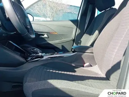 Photo 10 Peugeot 208  Electrique 50 kWh 136ch