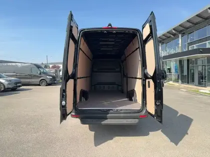 Photo 7 Mercedes Sprinter  FGN 317 CDI 43 3.5T RWD 9G-TRONIC