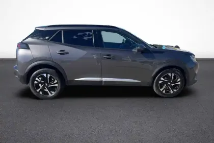 Photo 31 Peugeot 2008  PureTech 130 S&S BVM6