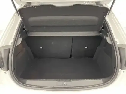 Photo 15 Peugeot 208  Electrique 50 kWh 136ch