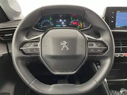 Photo 25 Peugeot 208  Electrique 50 kWh 136ch