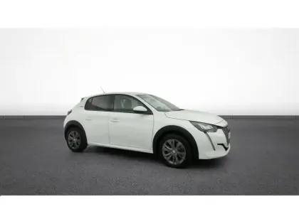 Photo 13 Peugeot 208  Electrique 50 kWh 136ch