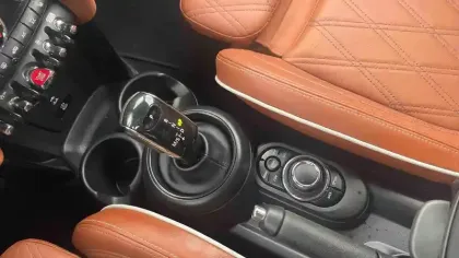 Photo 9 Mini Mini Cabriolet Cooper S 178 ch DKG7