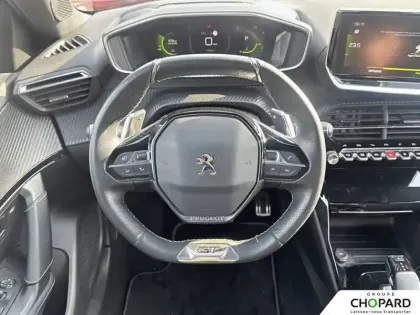 Photo 15 Peugeot 2008 Gén. II Ph1 GT Line 5