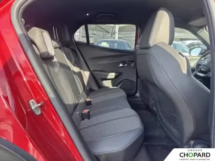 Photo 36 Peugeot 2008 Gén. II Ph1 GT Line 5