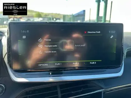 Photo 29 Peugeot 2008  PureTech 130 S&S EAT8