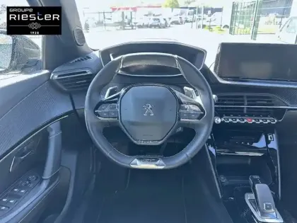 Photo 8 Peugeot 2008  PureTech 130 S&S EAT8