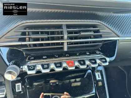 Photo 22 Peugeot 2008  PureTech 130 S&S EAT8