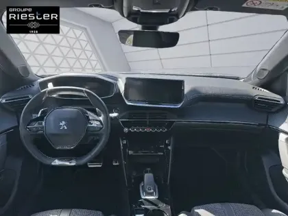 Photo 7 Peugeot 2008  PureTech 130 S&S EAT8