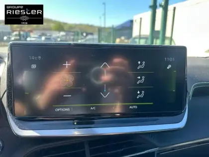 Photo 24 Peugeot 2008  PureTech 130 S&S EAT8