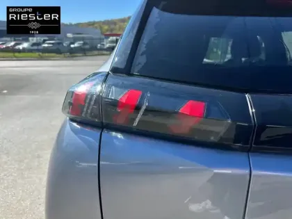 Photo 16 Peugeot 2008  PureTech 130 S&S EAT8