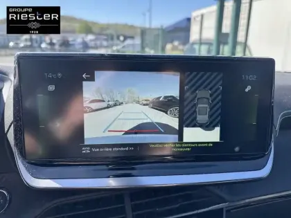 Photo 31 Peugeot 2008  PureTech 130 S&S EAT8